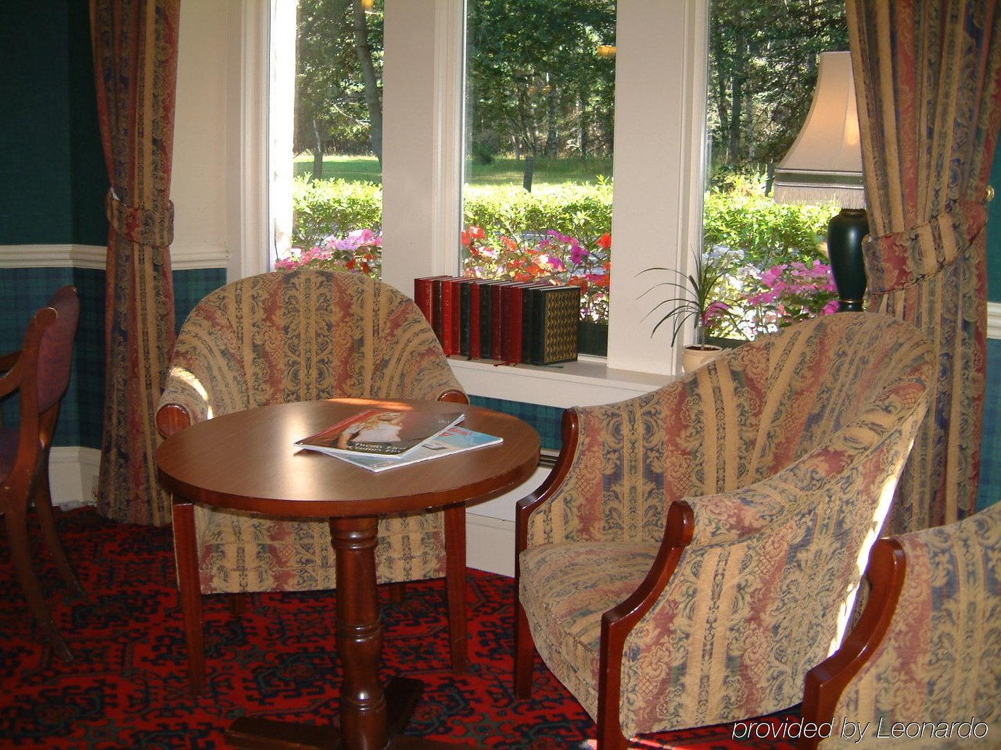 Loch Kinord Hotel Dinnet Intérieur photo