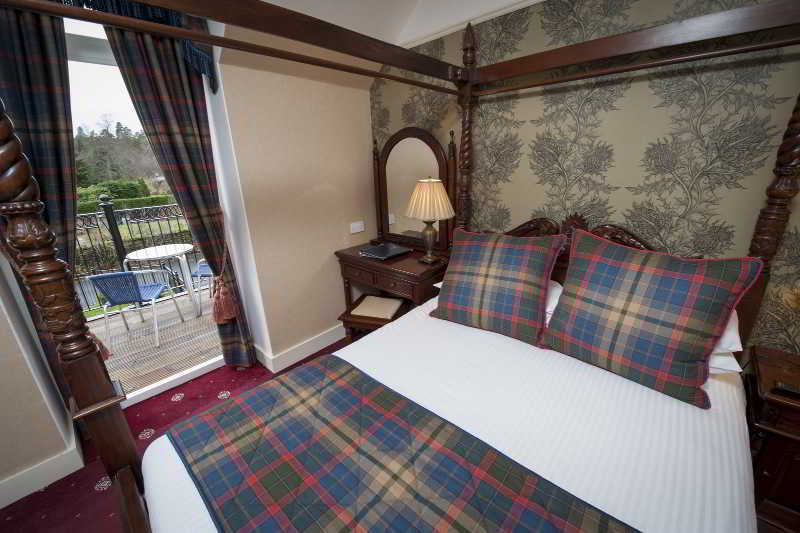 Loch Kinord Hotel Dinnet Extérieur photo
