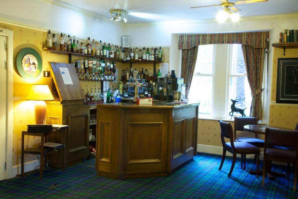 Loch Kinord Hotel Dinnet Extérieur photo